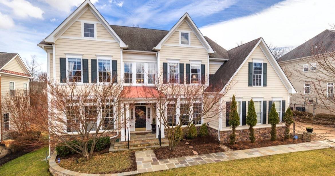 Garrell Group Real Estate 18934 Canoe Landing Ct web 05