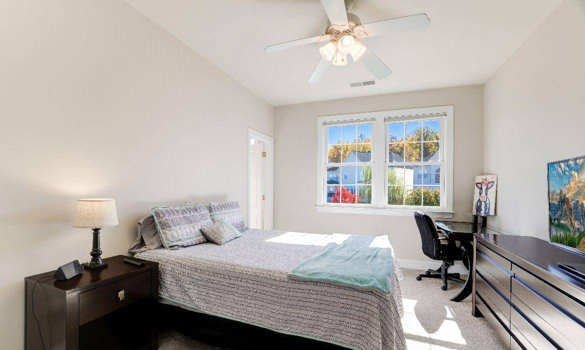 Garrell Group Top Leesburg Realtor 43576 Habitat Circle web 27