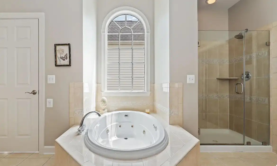 Garrell Group Top Leesburg Realtor 19127 Dalton Points Pl web 16