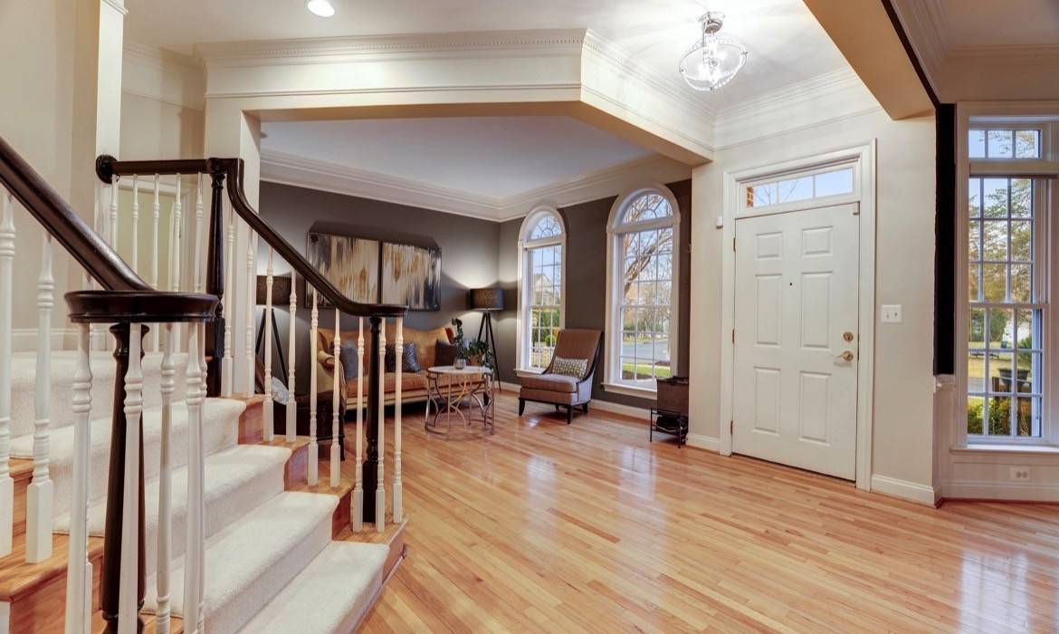 Garrell Group Top Leesburg Realtor 19183 Ferry Field Ter web 04