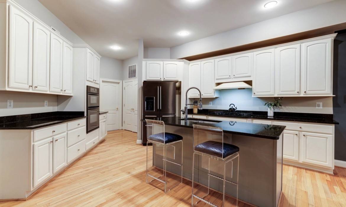 Garrell Group Top Leesburg Realtor 19183 Ferry Field Ter web 09
