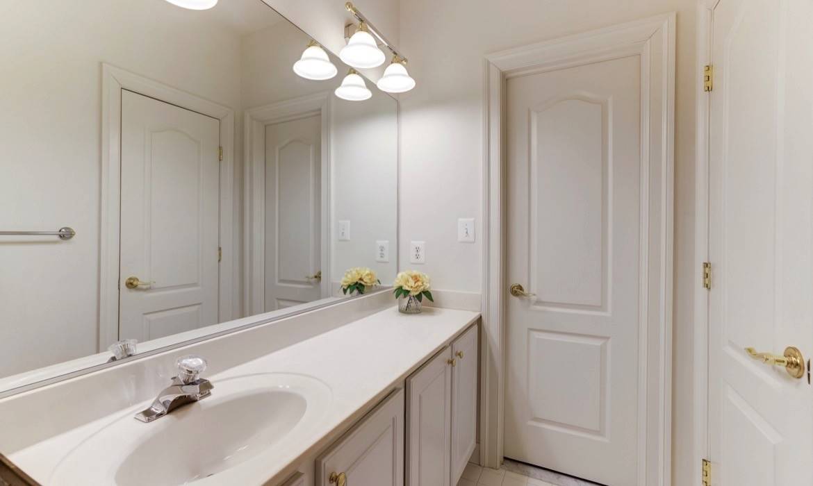 Garrell Group Top Leesburg Realtor 19183 Ferry Field Ter web 34
