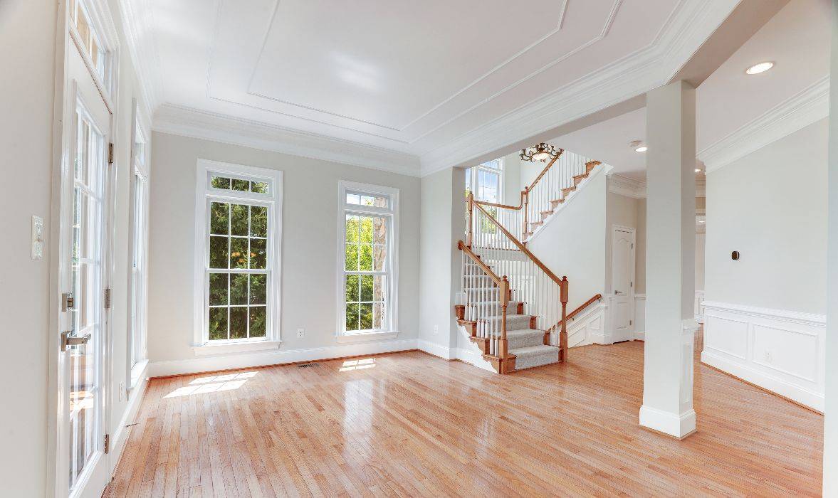 Garrell Group Top Leesburg Realtor 19087 Tow Path Ter web 07