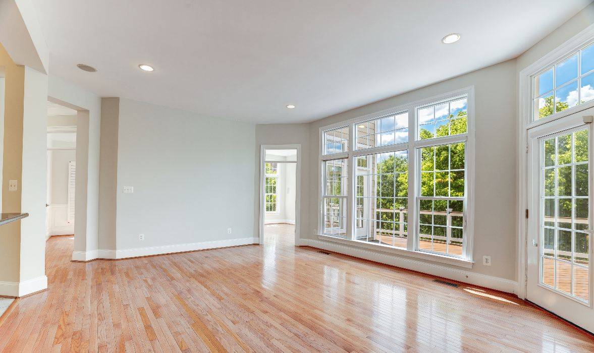 Garrell Group Top Leesburg Realtor 19087 Tow Path Ter web 12