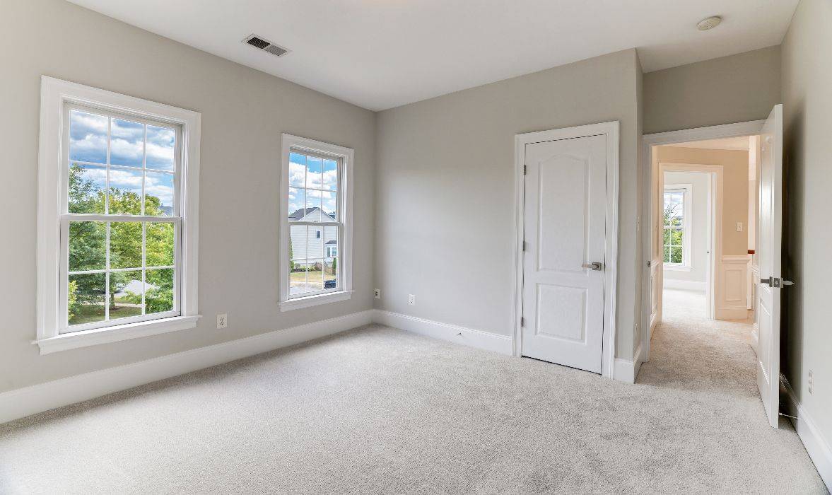 Garrell Group Top Leesburg Realtor 19087 Tow Path Ter web 24