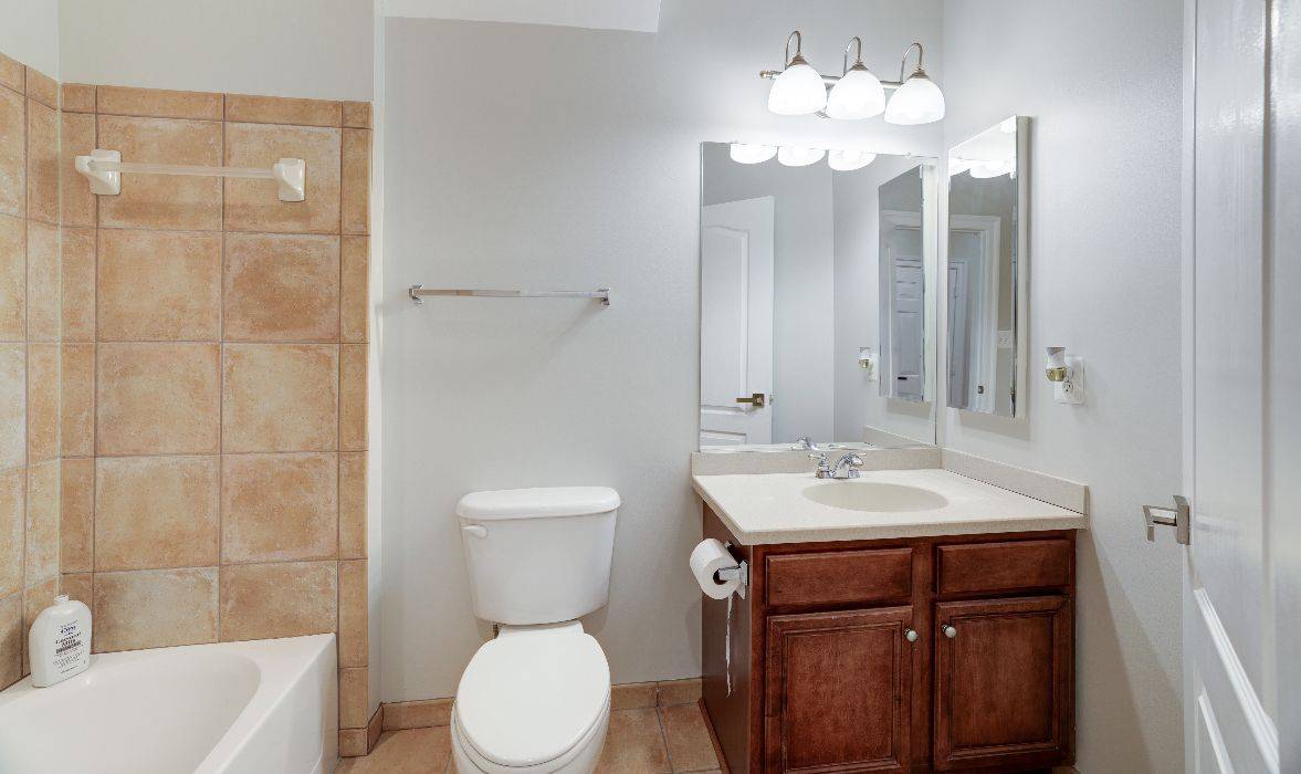Garrell Group Top Leesburg Realtor 19087 Tow Path Ter web 32