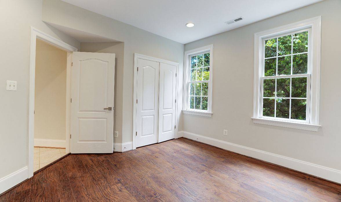 Garrell Group Top Leesburg Realtor 19087 Tow Path Ter web 33