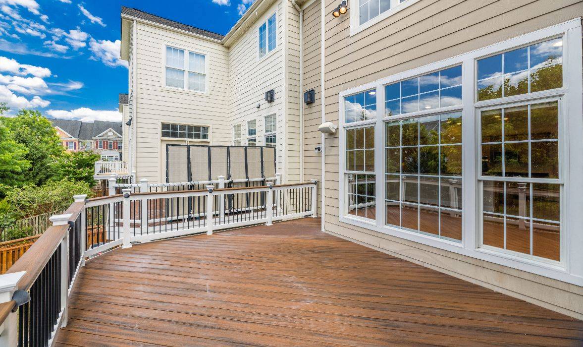 Garrell Group Top Leesburg Realtor 19087 Tow Path Ter web 36