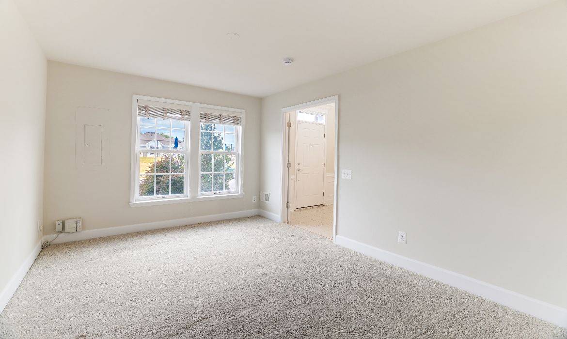 Garrell Group Top Leesburg Realtor 459 Heartleaf Ter SE web 04