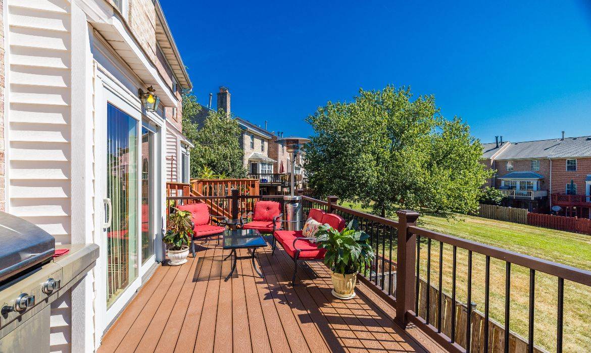 Garrell Group Top Sterling  Realtor 21116 Fireside Ct cs 06