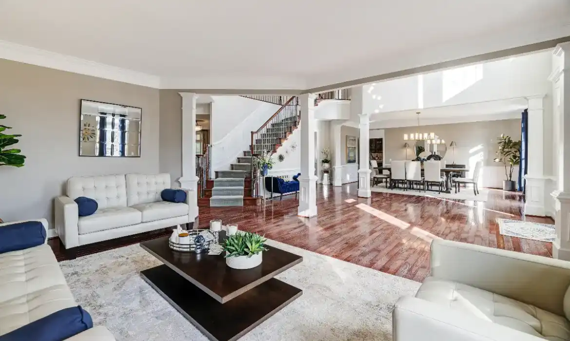 Garrell Group Top Leesburg Realtor 41322 Northridge Pl web 08