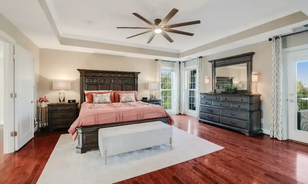 Garrell Group Top Leesburg Realtor 41322 Northridge Pl web 22