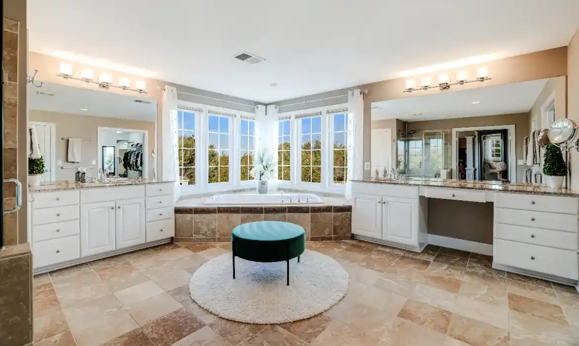 Garrell Group Top Leesburg Realtor 41322 Northridge Pl web 25