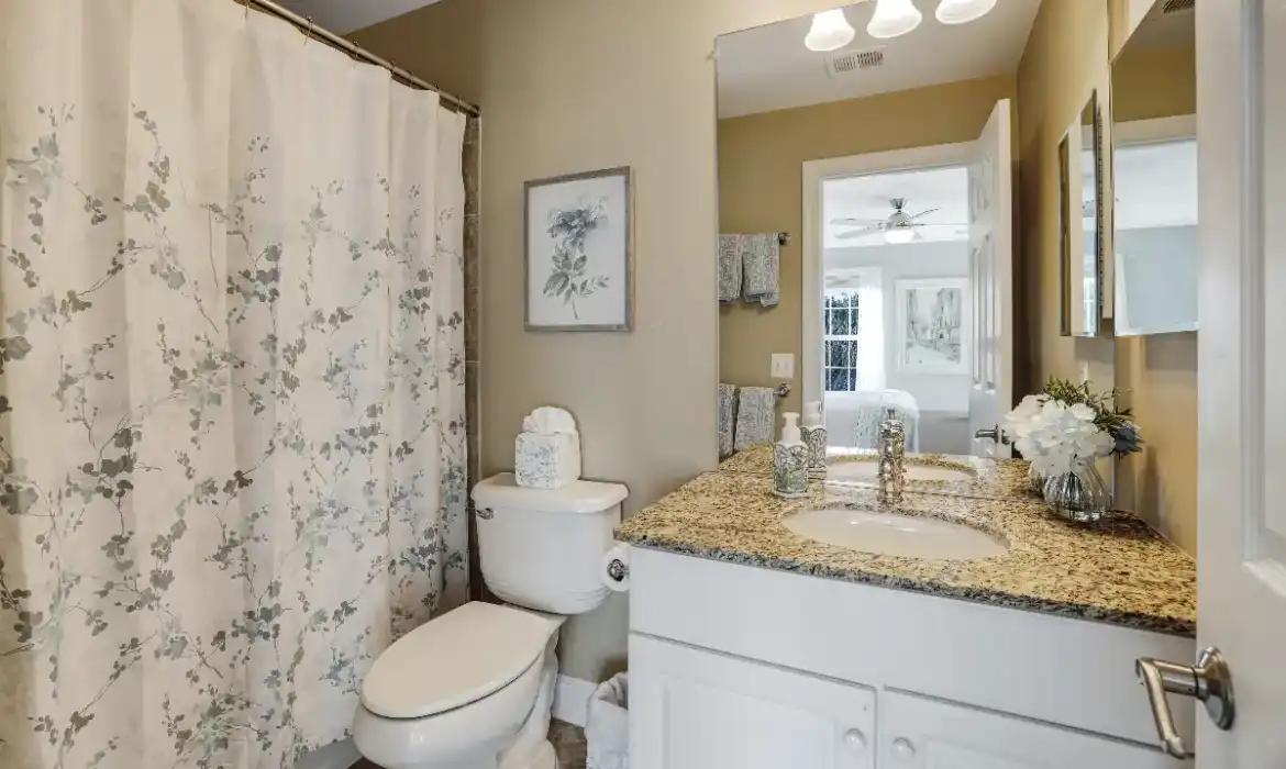 Garrell Group Top Leesburg Realtor 41322 Northridge Pl web 29