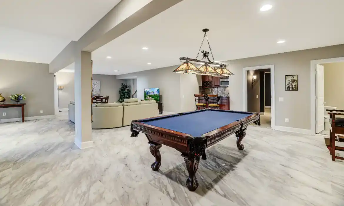 Garrell Group Top Leesburg Realtor 41322 Northridge Pl web 33