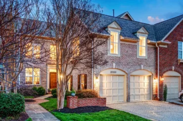 18480 Lanier Island Sq