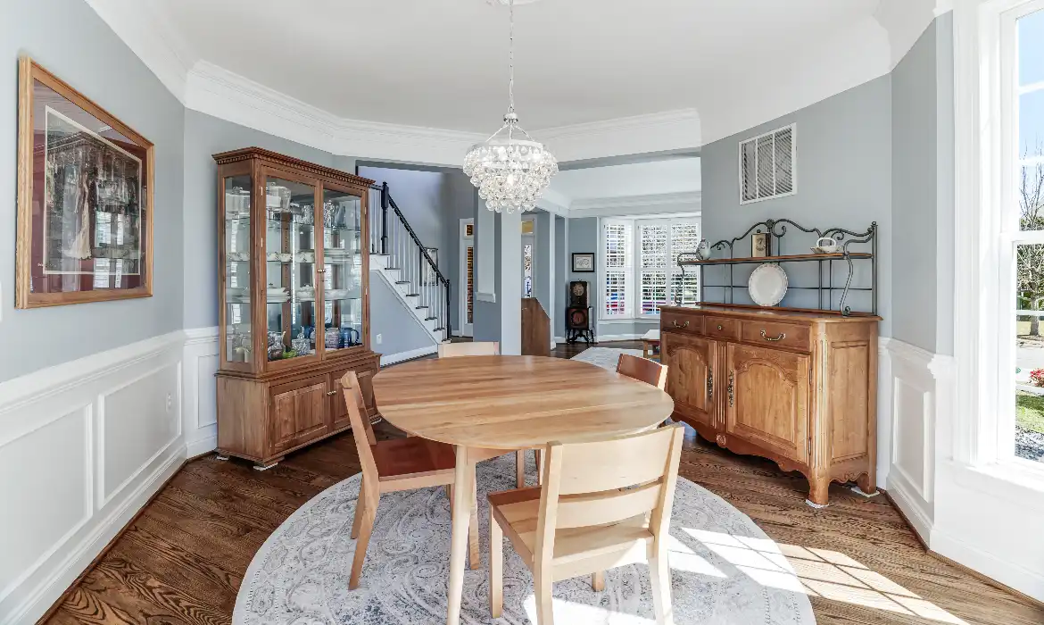 Garrell Group Top Leesburg Realtor 19277 Creek Field Cir web 08