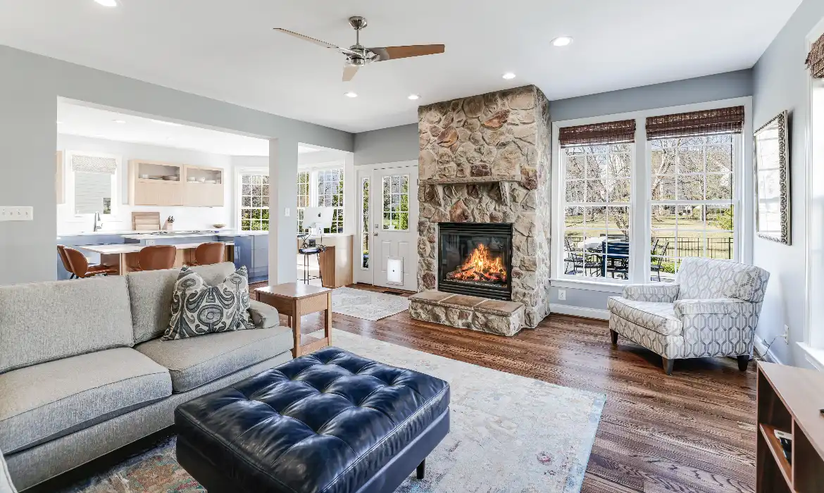 Garrell Group Top Leesburg Realtor 19277 Creek Field Cir web 10