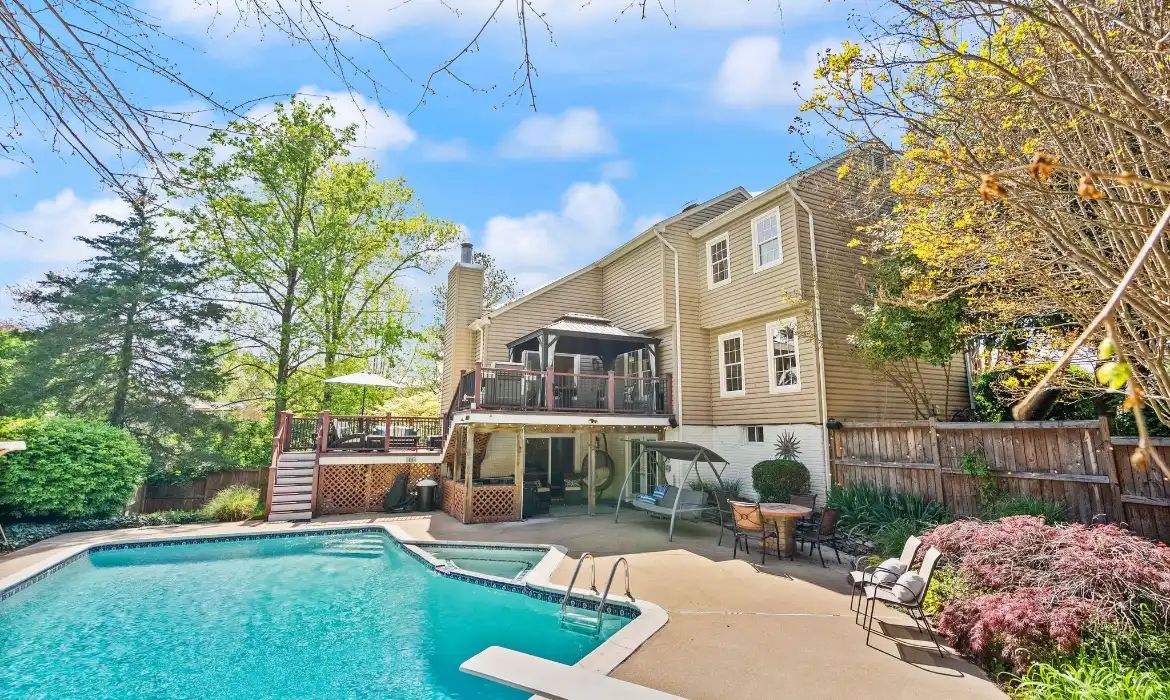 Garrell Group Top Centreville Realtor 14400 Filly Ct web 02