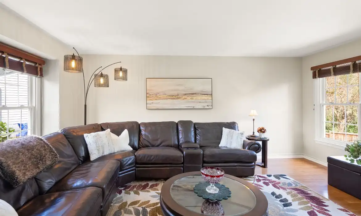 Garrell Group Top Centreville Realtor 14400 Filly Ct web 08