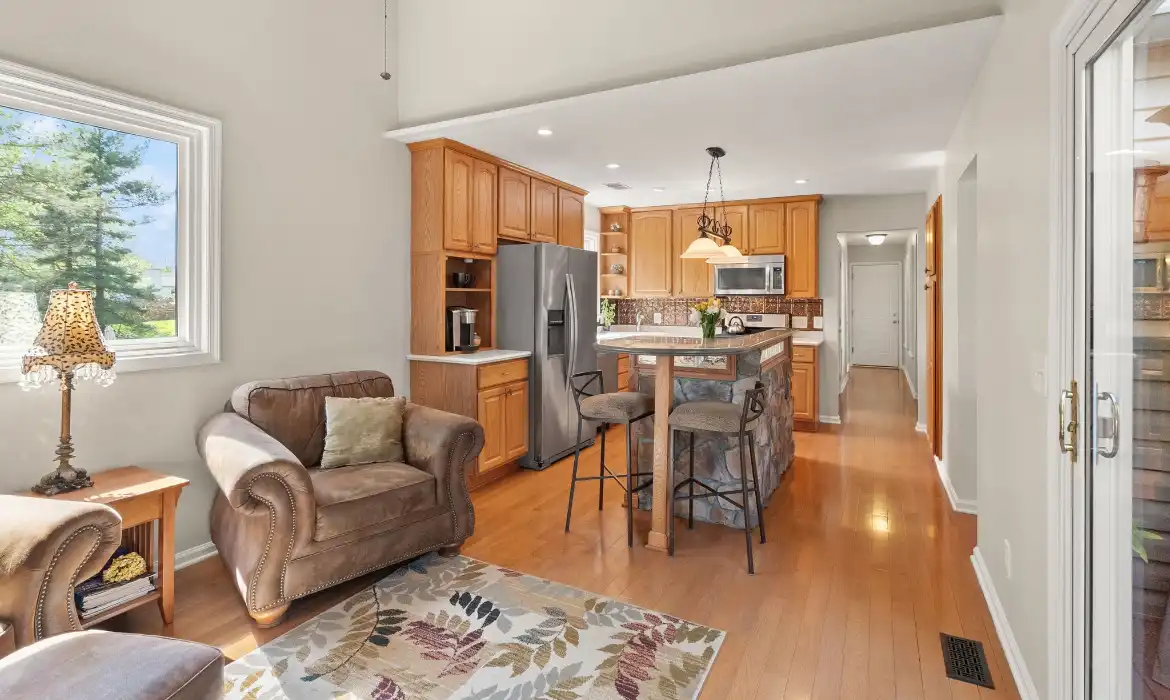 Garrell Group Top Centreville Realtor 14400 Filly Ct web 15