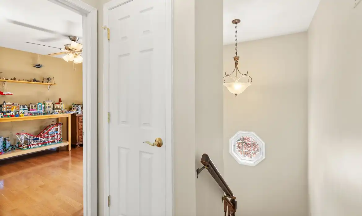 Garrell Group Top Centreville Realtor 14400 Filly Ct web 22
