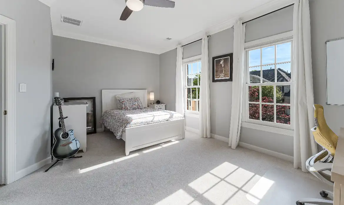 Garrell Group Top Gainesville Realtor 15698 Spyglass Hill Loop web 31
