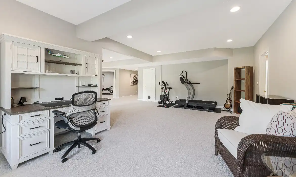 Garrell Group Top Gainesville Realtor 15698 Spyglass Hill Loop web 46