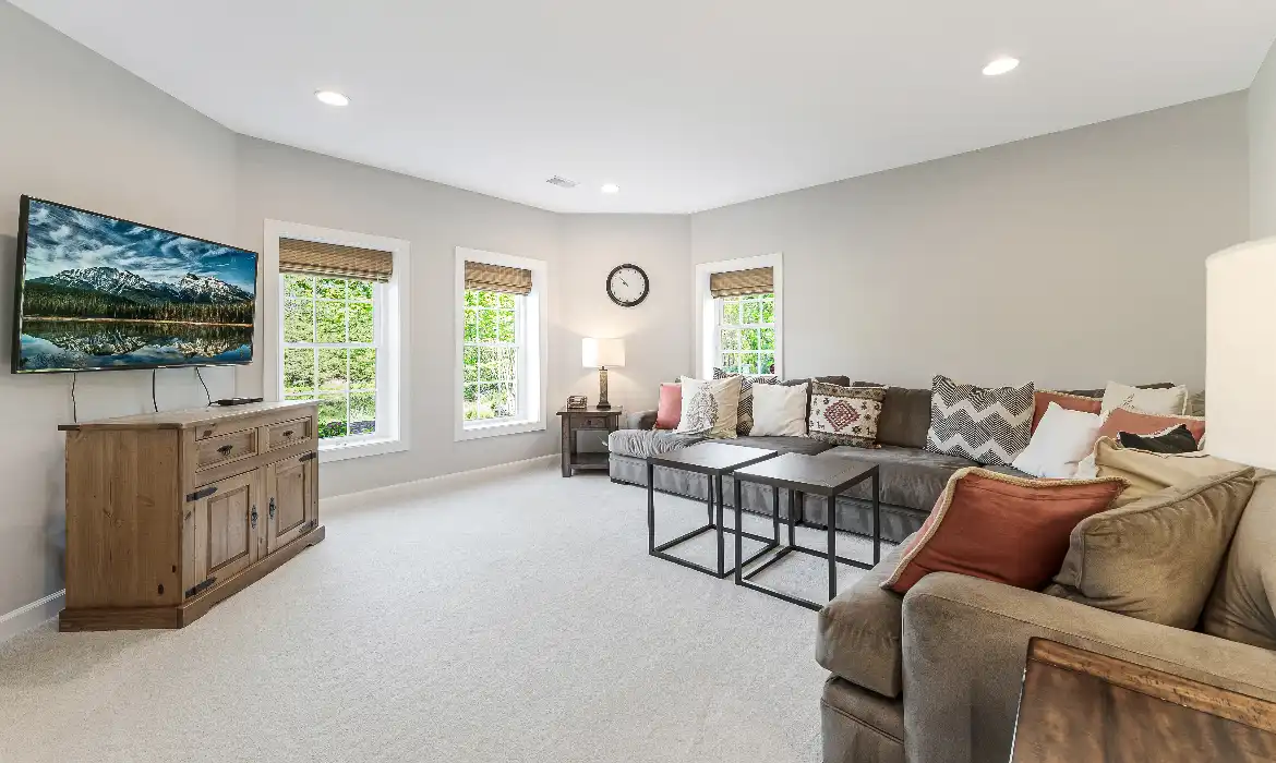Garrell Group Top Gainesville Realtor 15698 Spyglass Hill Loop web 47