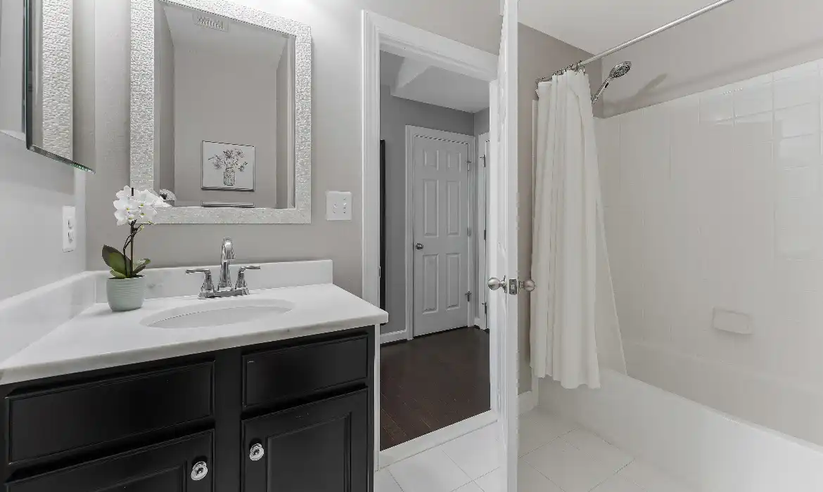Garrell Group Top Leesburg Realtor 1524 Kinnaird Ter NE web 08