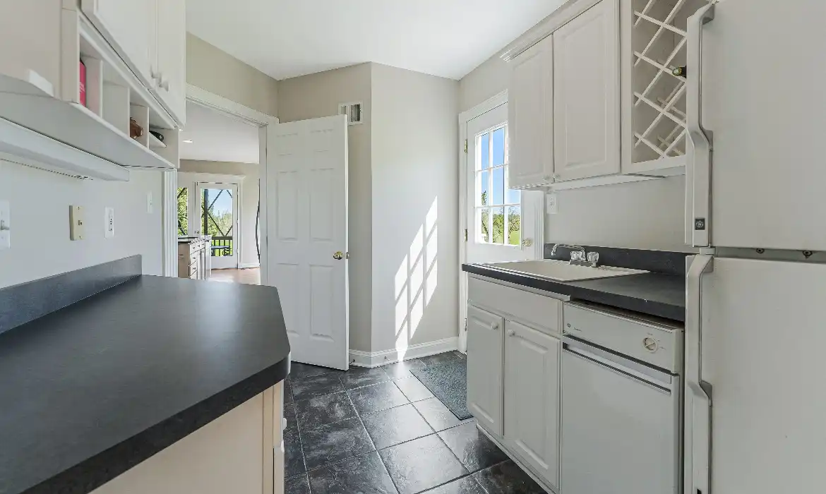Garrell Group Top Paeonian Springs Realtor 15870 Old Waterford Rd web 18