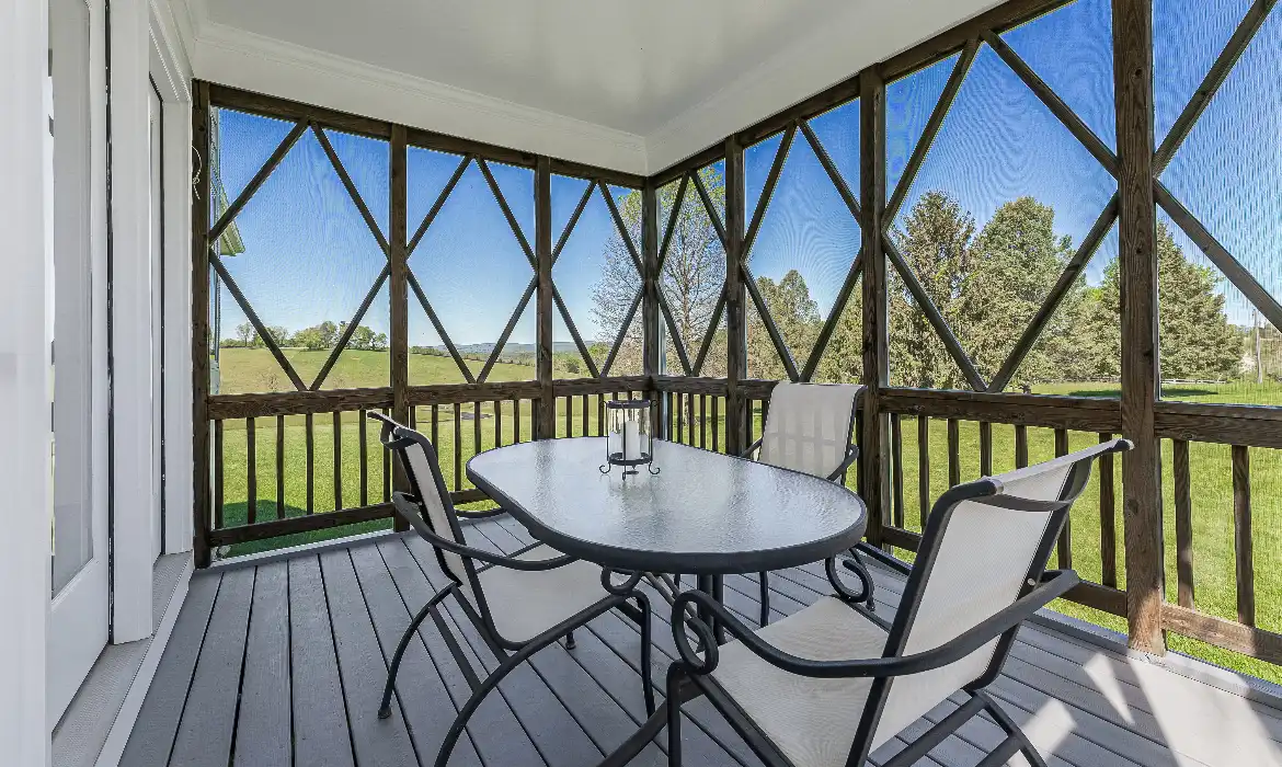 Garrell Group Top Paeonian Springs Realtor 15870 Old Waterford Rd web 19