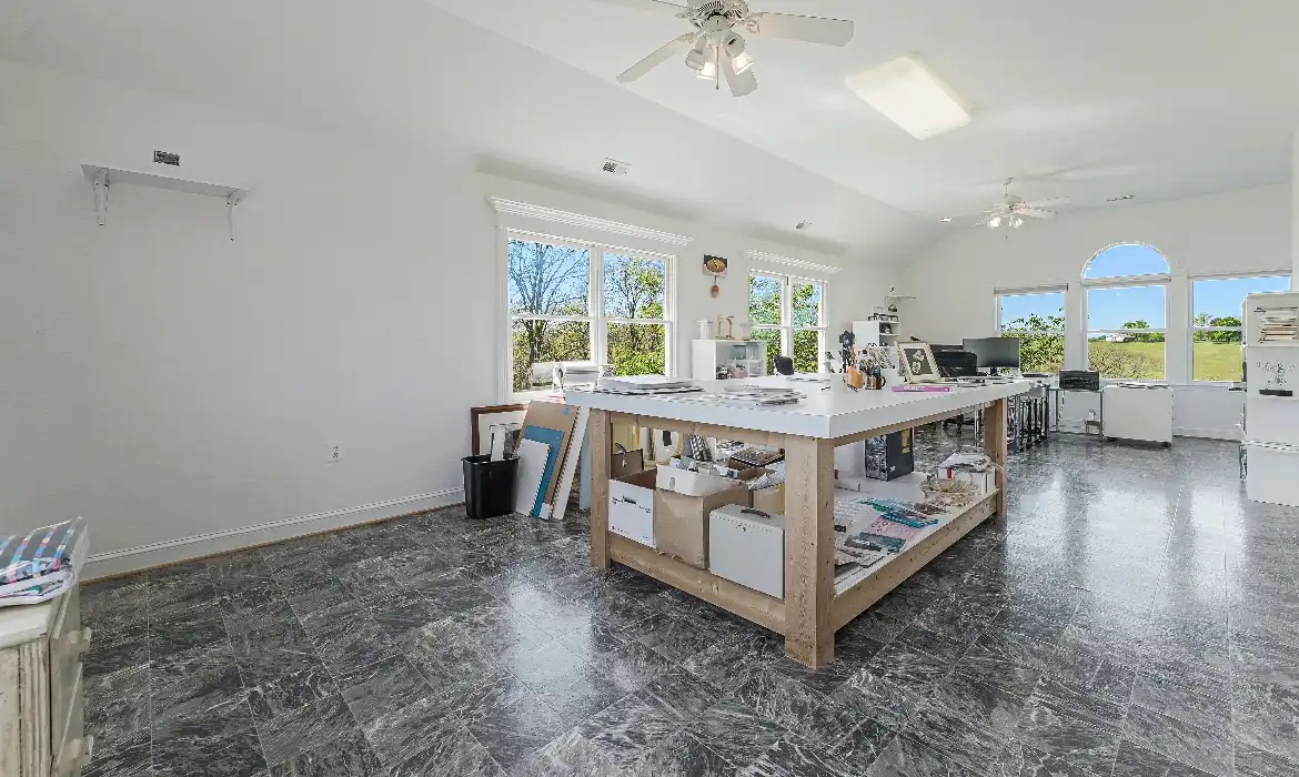Garrell Group Top Paeonian Springs Realtor 15870 Old Waterford Rd web 38