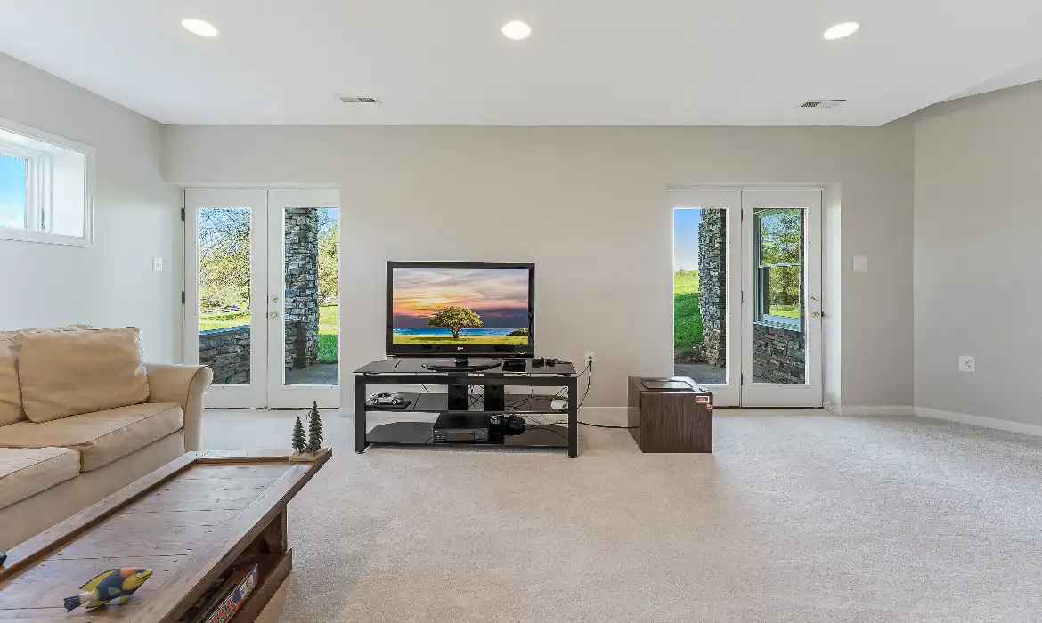 Garrell Group Top Paeonian Springs Realtor 15870 Old Waterford Rd web 41
