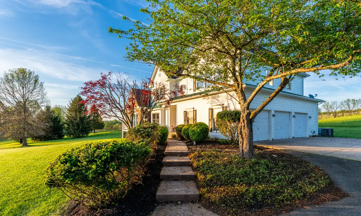 Garrell Group Top Paeonian Springs Realtor 15870 Old Waterford Rd web 44