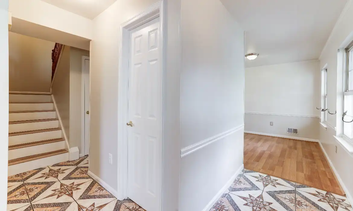 Garrell Group Top Woodbridge Realtor 13868 Racine Ct web 04