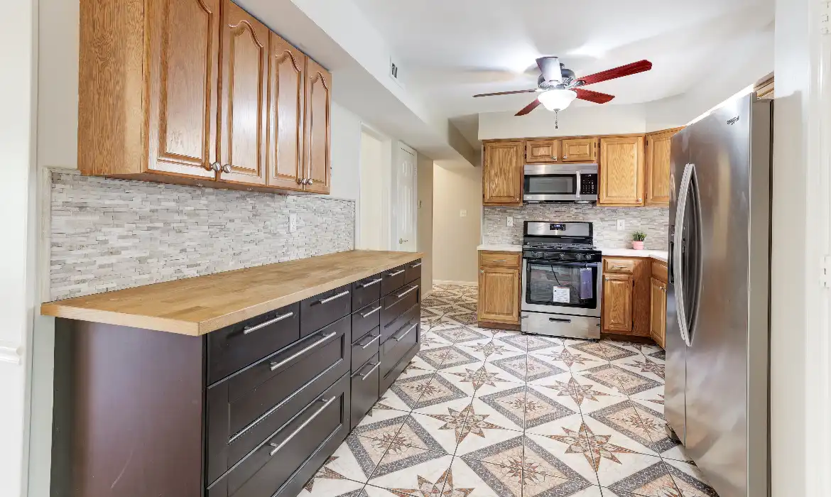 Garrell Group Top Woodbridge Realtor 13868 Racine Ct web 14