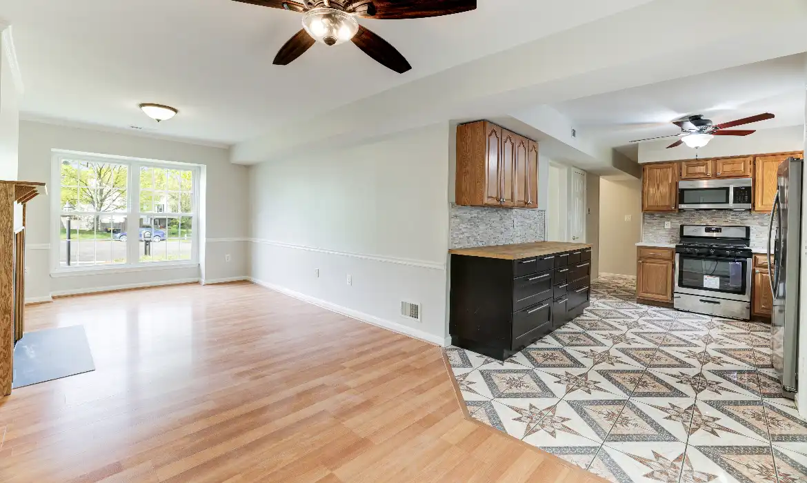 Garrell Group Top Woodbridge Realtor 13868 Racine Ct web 18