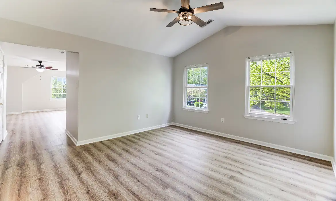 Garrell Group Top Woodbridge Realtor 13868 Racine Ct web 22