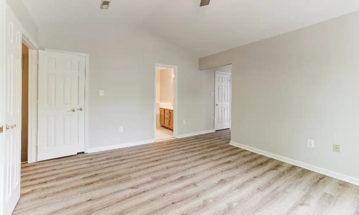 Garrell Group Top Woodbridge Realtor 13868 Racine Ct web 23