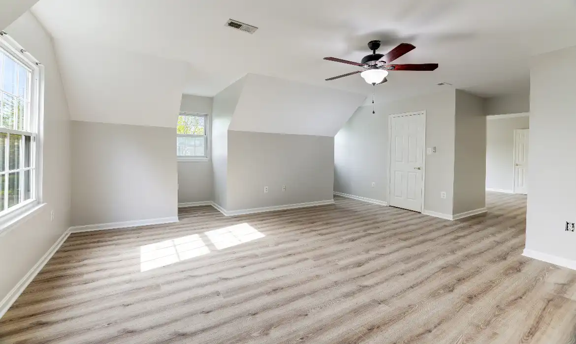 Garrell Group Top Woodbridge Realtor 13868 Racine Ct web 26
