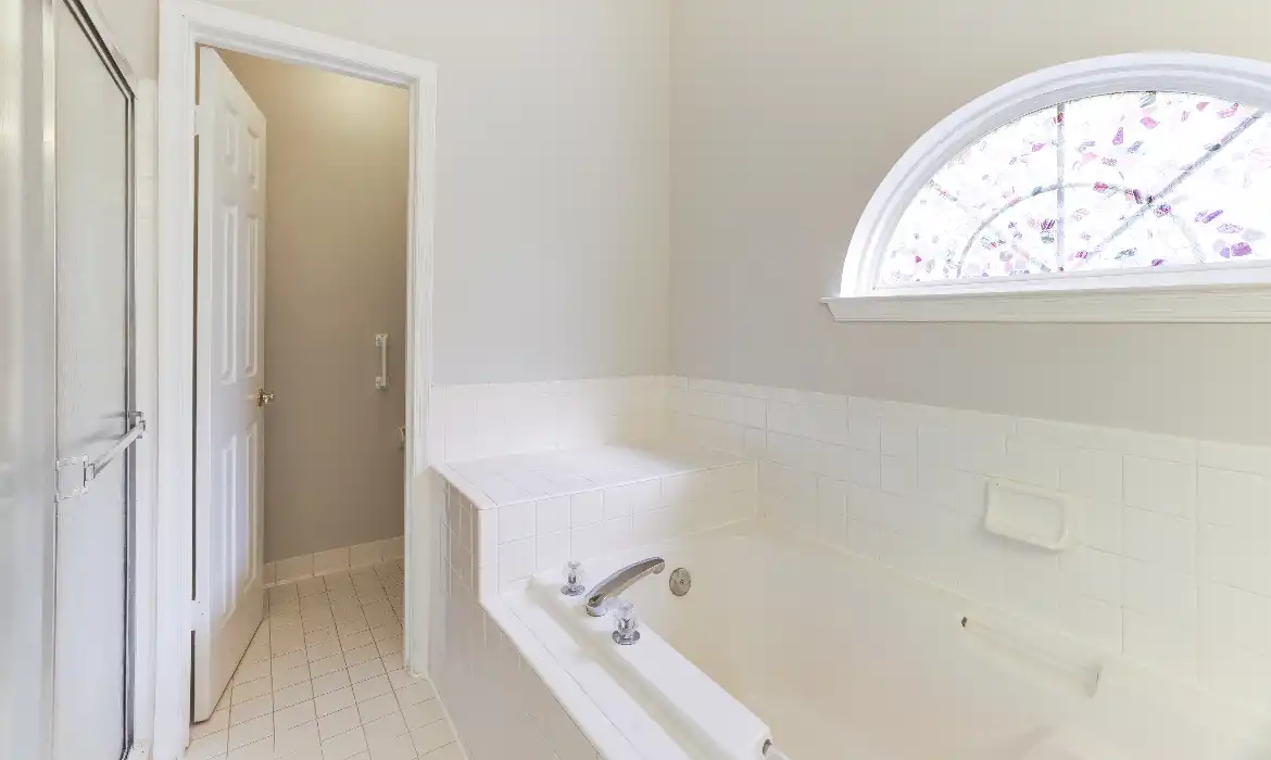 Garrell Group Top Woodbridge Realtor 13868 Racine Ct web 28