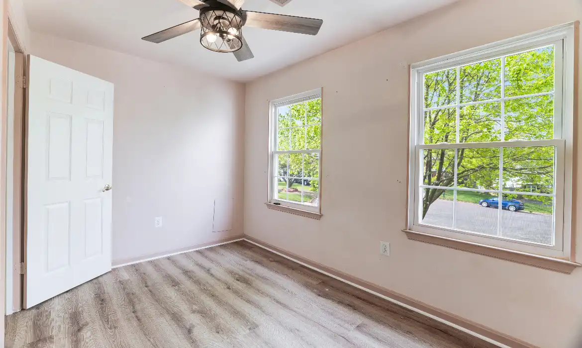 Garrell Group Top Woodbridge Realtor 13868 Racine Ct web 30