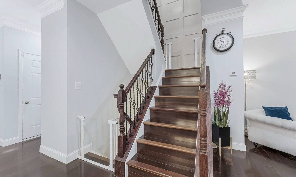 Garrell Group   Top Ashburn Realtor   19599 Aspendale Sq   20