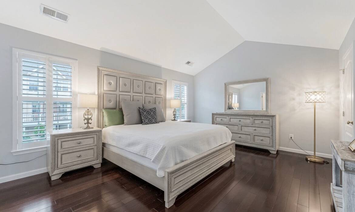 Garrell Group   Top Ashburn Realtor   19599 Aspendale Sq   22