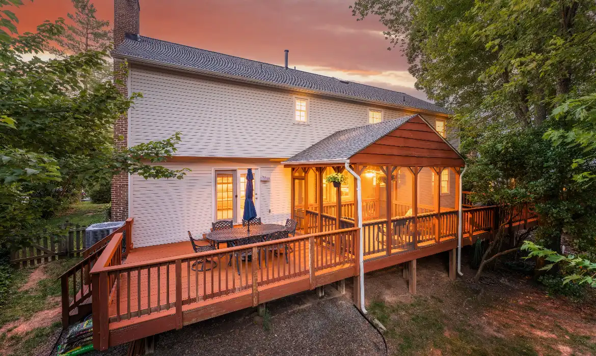 Garrell Group Top Ashburn Realtor 21119 Deep Furrow Ct web 02