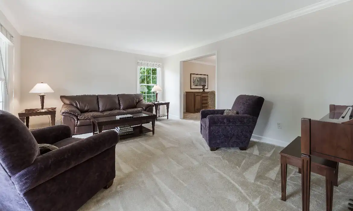 Garrell Group Top Ashburn Realtor 21119 Deep Furrow Ct web 06