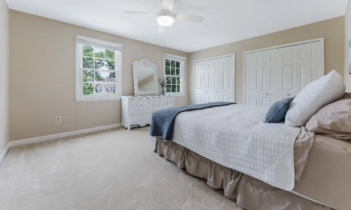 Garrell Group Top Ashburn Realtor 21119 Deep Furrow Ct web 30