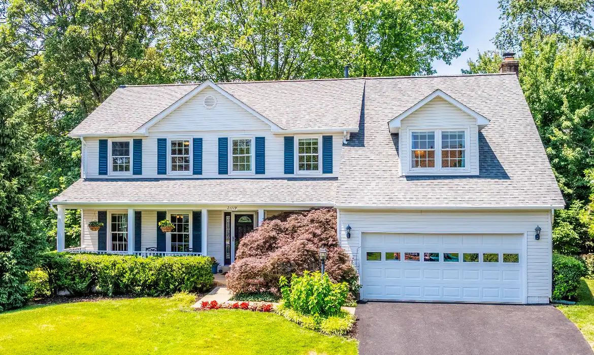 Garrell Group Top Ashburn Realtor 21119 Deep Furrow Ct web 43