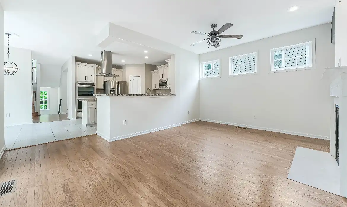 Garrell Group Top Ashburn Realtor 21934 Windover Dr web 12